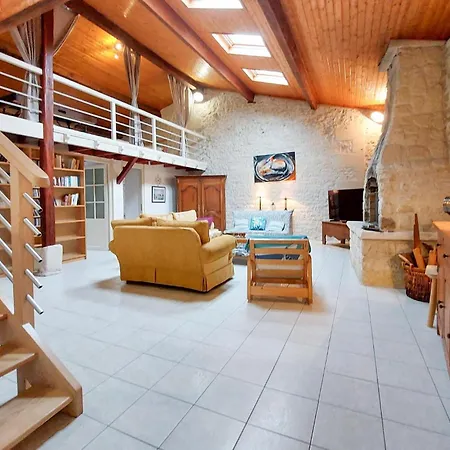 In Chenac-saint-seurin-d' * Saint-Seurin-d'Uzet