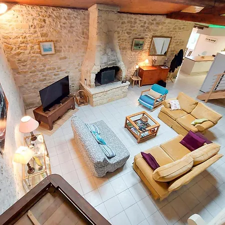 In Chenac-saint-seurin-d' Saint-Seurin-d'Uzet