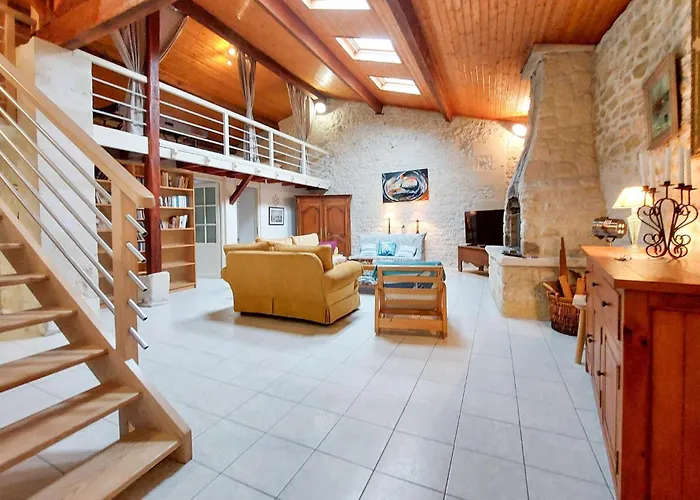 In Chenac-saint-seurin-d' * Saint-Seurin-d'Uzet