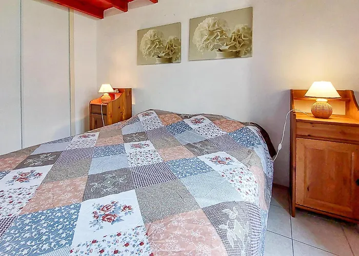 In Chenac-saint-seurin-d'