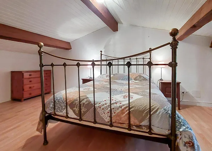 In Chenac-saint-seurin-d' Сasa de vacaciones