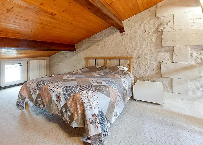 Сasa de vacaciones In Chenac-saint-seurin-d' *